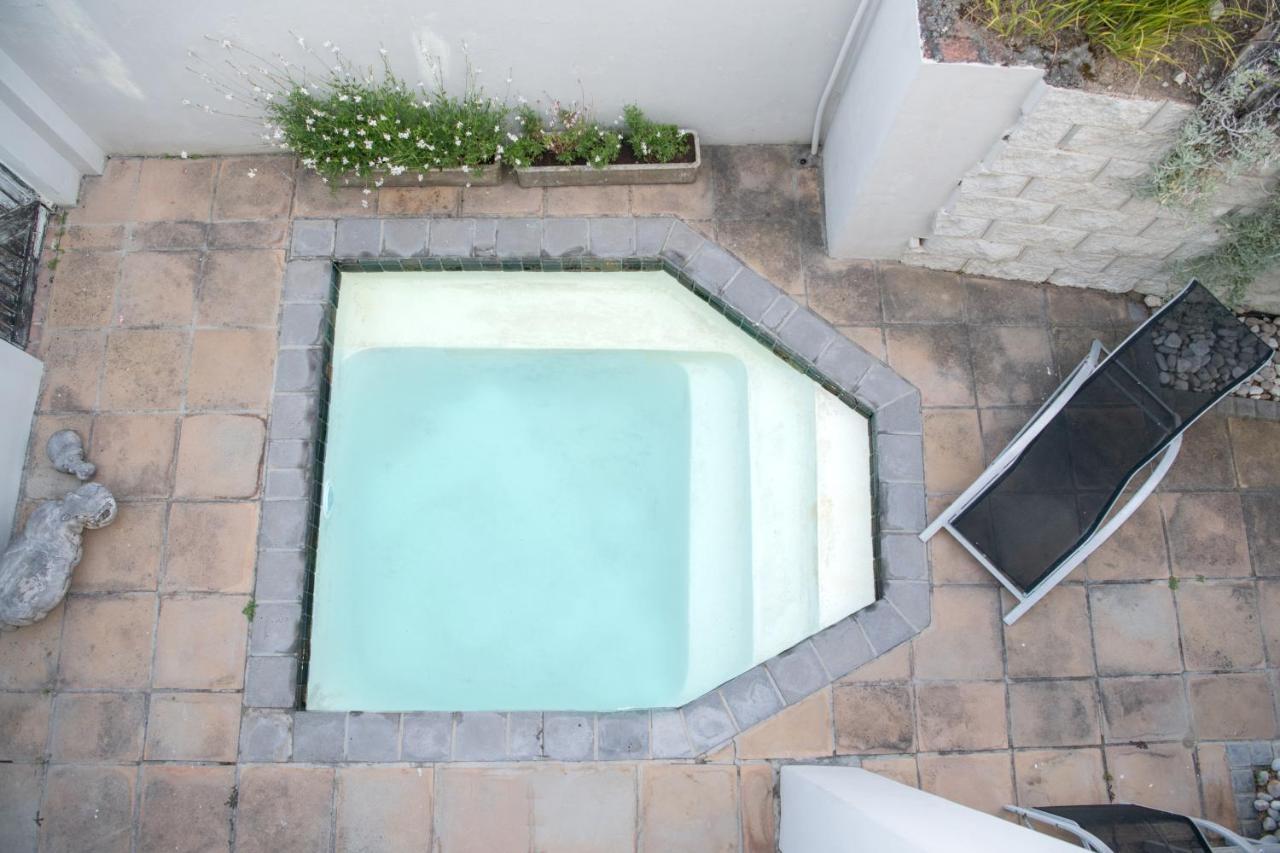 Camps Bay Guest Suite With Private Pool ケープタウン エクステリア 写真
